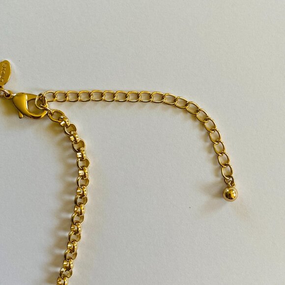 Chico's Gold Tone Large Pendant Statement Necklace Rolo Chain 18 inches - Picture 10 of 10